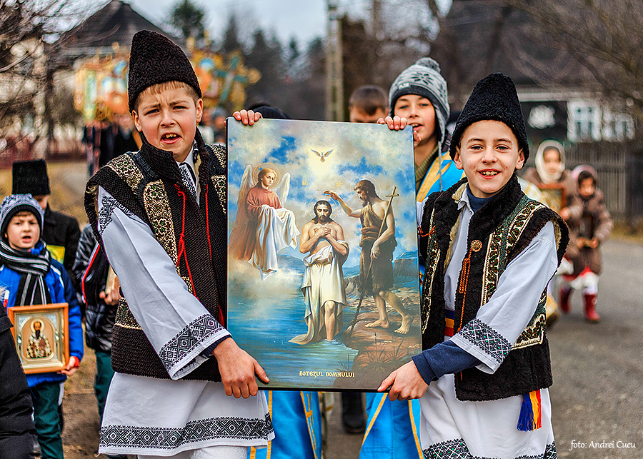 Tradiții și Obiceiuri în Bucovina de Bobotează